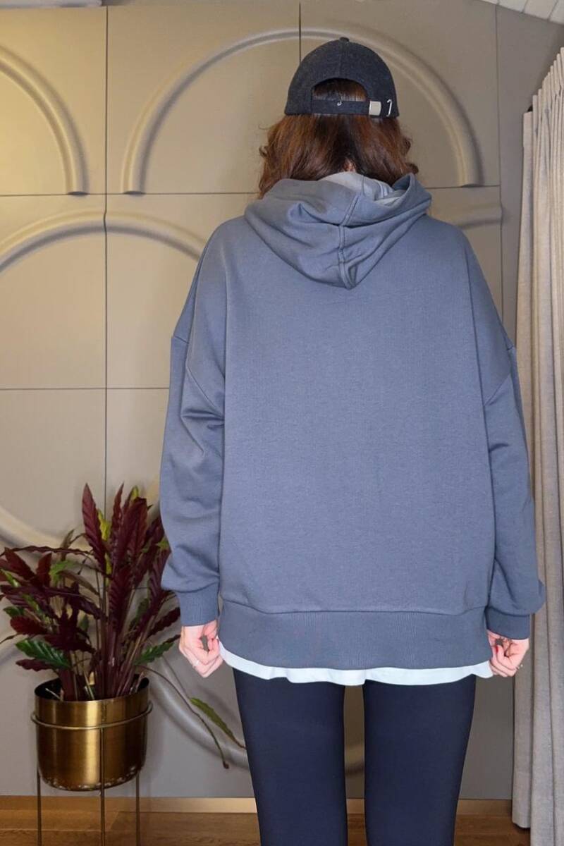 BASKI DETAYLI KAPÜŞONLU SWEATSHIRT - 6