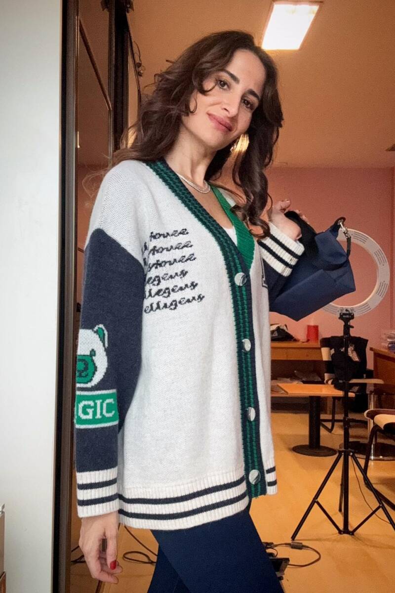 KONTRAST DETAYLI DESENLİ TRİKO HIRKA - 4