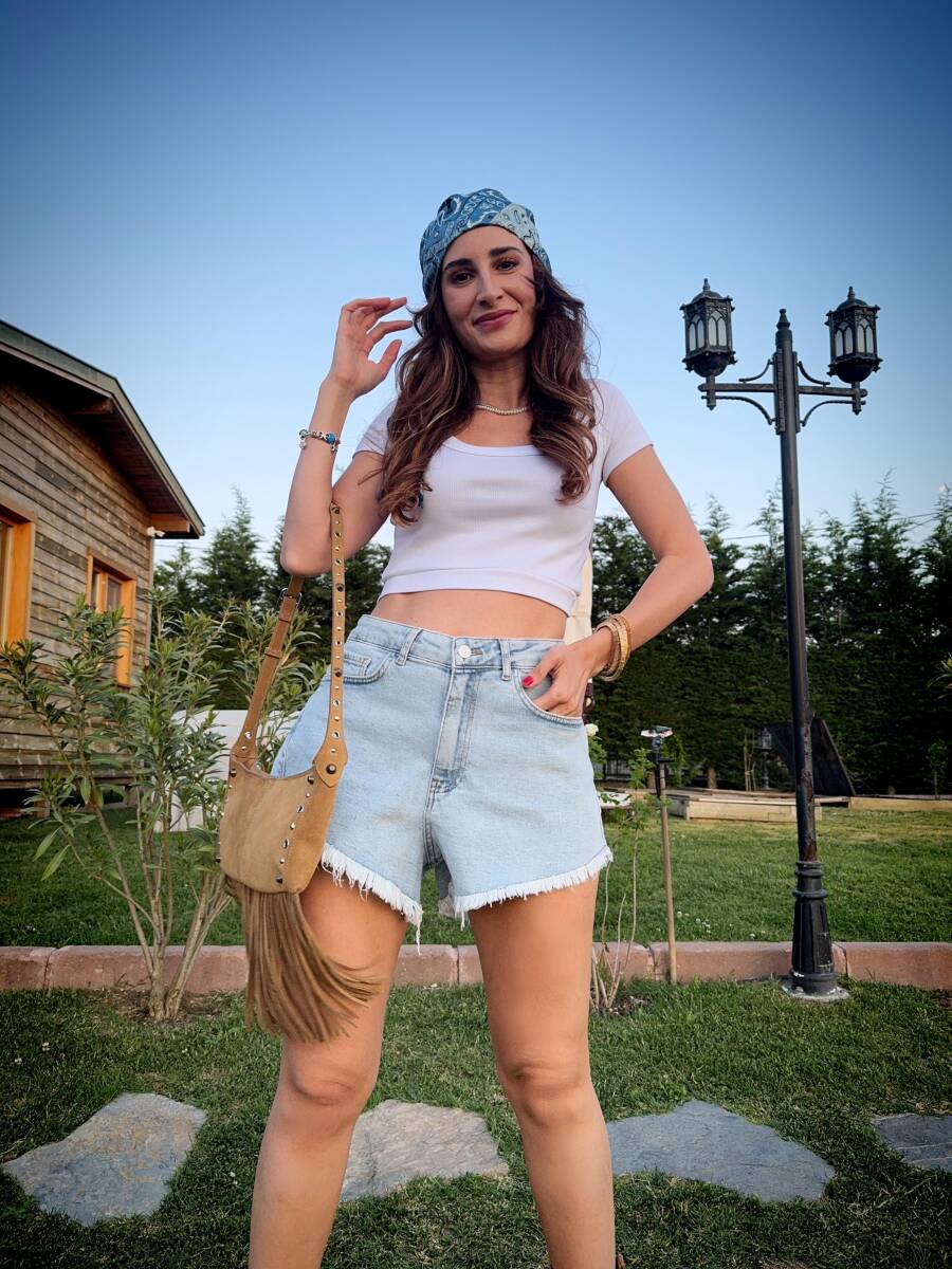 VÜCUDA OTURAN GENİŞ YAKA BODY - 8