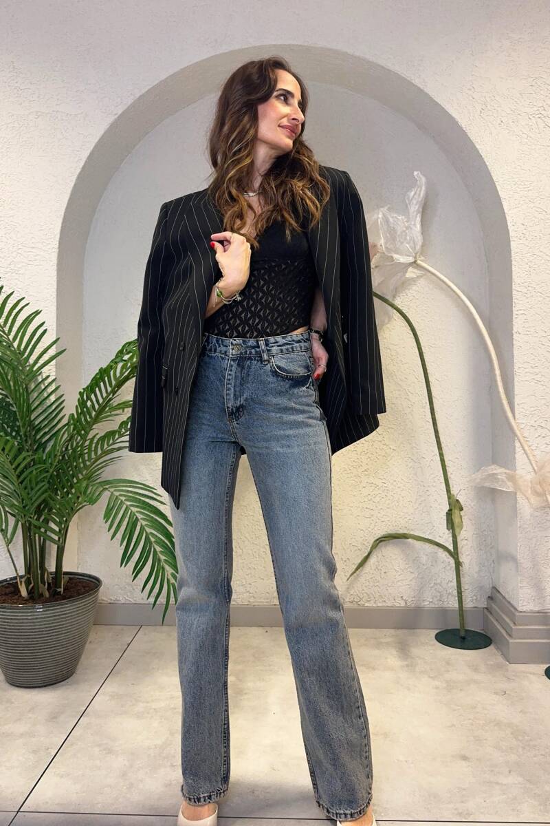 YÜKSEK BEL STRAIGHT-FIT JEAN - 15